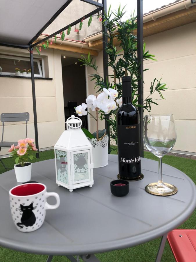 펜틴 Paris-Eiffel, Bienvenue -Terrasse -Netflix 아파트 외부 사진